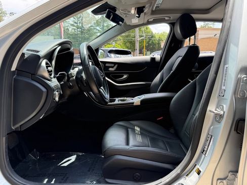 Used 2021 Mercedes-Benz C 300 Sedan image 25