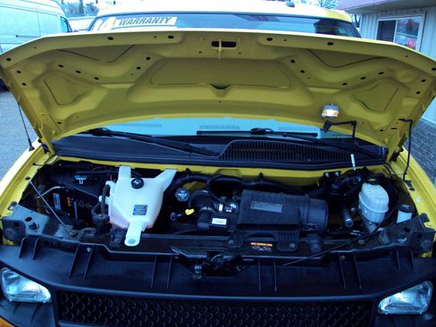 Used 2014 Chevrolet Express 1500 AWD image 30