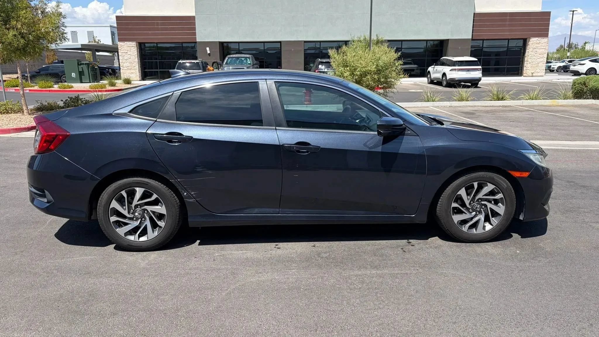 Used 2018 Honda Civic EX image 6