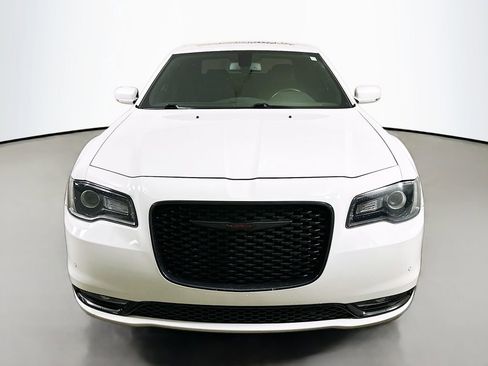 Used 2022 Chrysler 300 S image 2