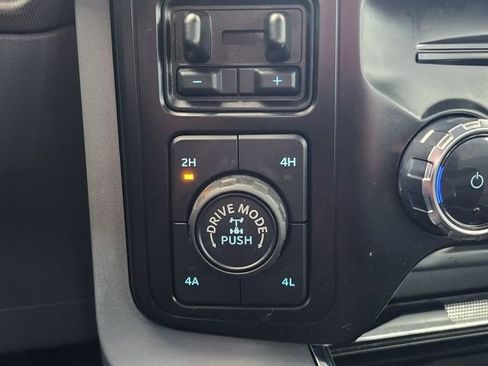 Used 2024 Ford F150 Lariat w/ Bed Utility Package image 29