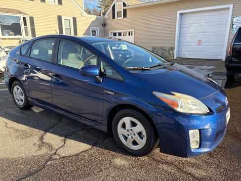 Used 2011 Toyota Prius Three w/ Navigation Pkg image 7