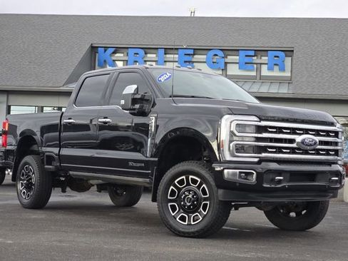 Certified 2024 Ford F250 Platinum image 3