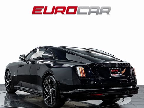 Used 2025 Rolls-Royce Spectre Black Badge image 3