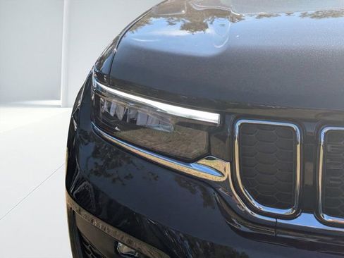 New 2025 Jeep Grand Cherokee L Overland w/ Advanced Protech Group III image 7