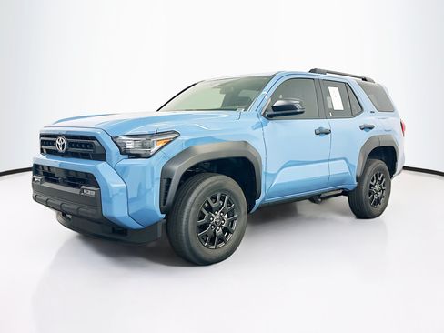 Used 2026 Toyota 4Runner SR5 AWD/4WD image 3