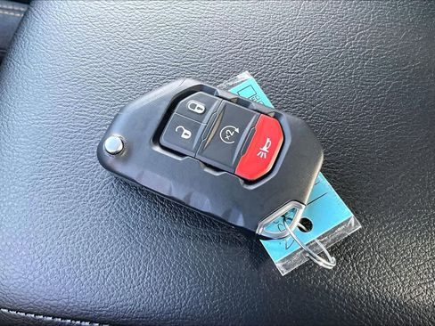 New 2026 Jeep Gladiator Sport image 20