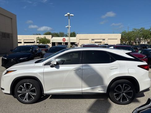 Used 2019 Lexus RX 450h AWD w/ Navigation Package image 9