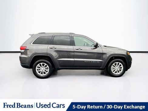 Used 2021 Jeep Grand Cherokee Laredo AWD/4WD image 12