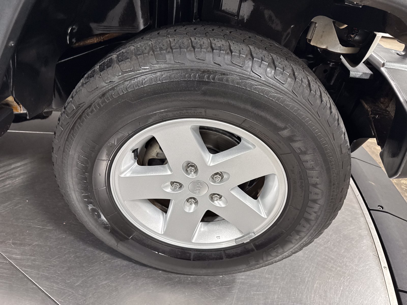 Used 2018 Jeep Wrangler Unlimited Sport S AWD/4WD image 9