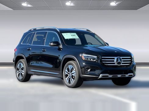 New 2025 Mercedes-Benz GLB 250 image 6