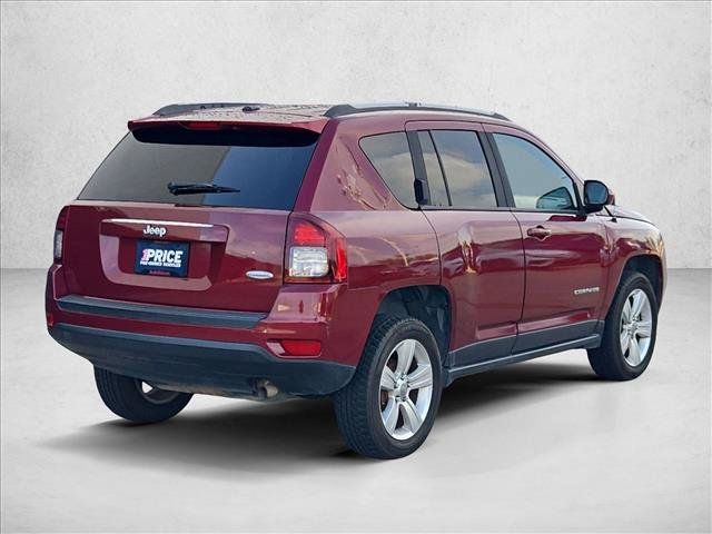 Used 2016 Jeep Compass Latitude FWD image 5