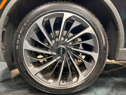 Used 2025 Lincoln Aviator Reserve w/ Illumination Package image 25