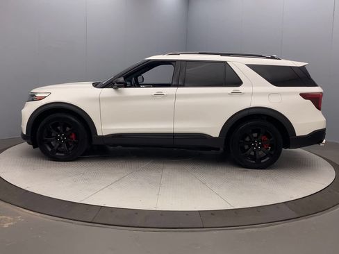 Used 2020 Ford Explorer ST w/ ST Street Pack AWD/4WD image 2