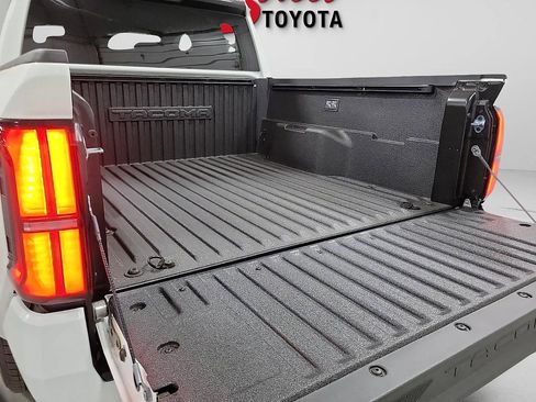 New 2026 Toyota Tacoma SR5 image 7