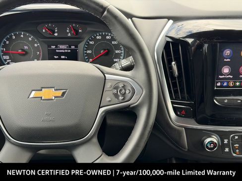 Used 2023 Chevrolet Traverse LT FWD image 31
