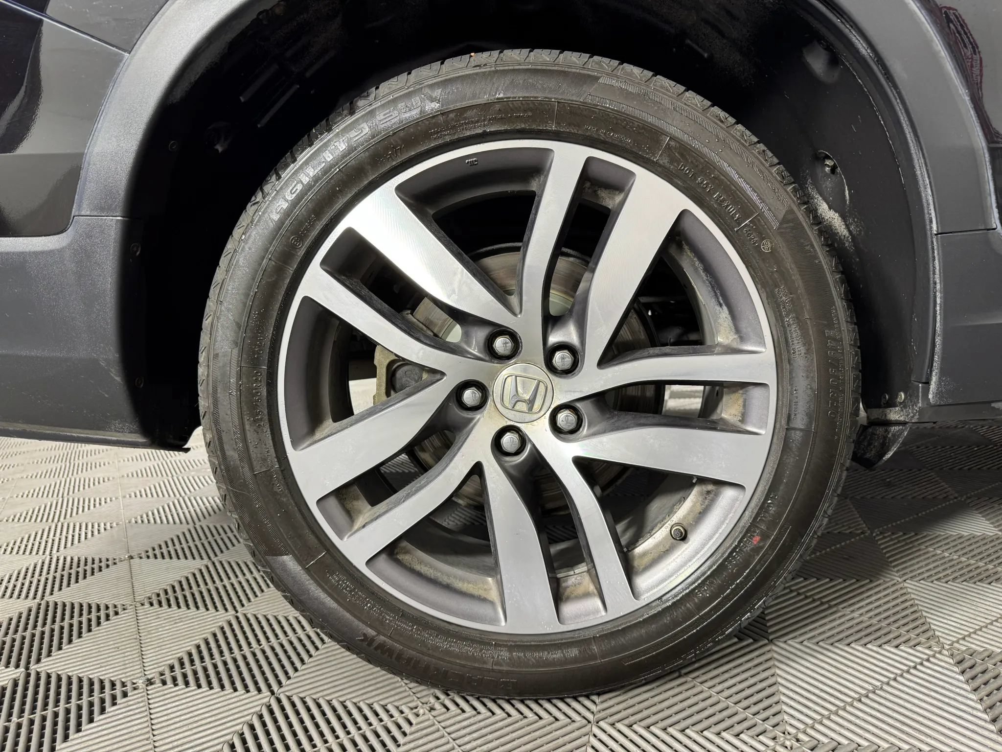 Used 2018 Honda Pilot Touring image 49