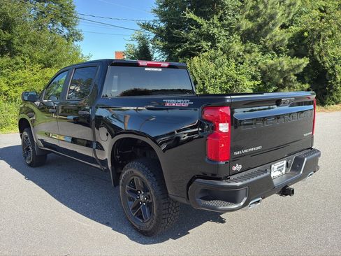 New 2026 Chevrolet Silverado 1500 Custom Trail Boss AWD/4WD image 4