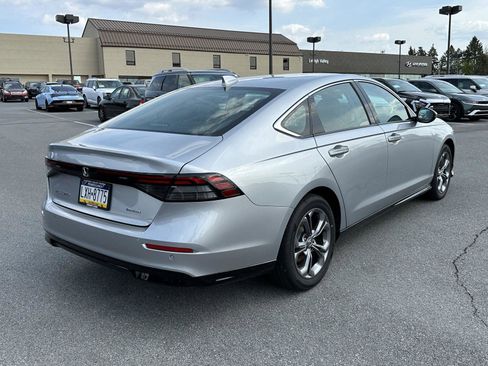 Used 2025 Honda Accord EX-L image 8