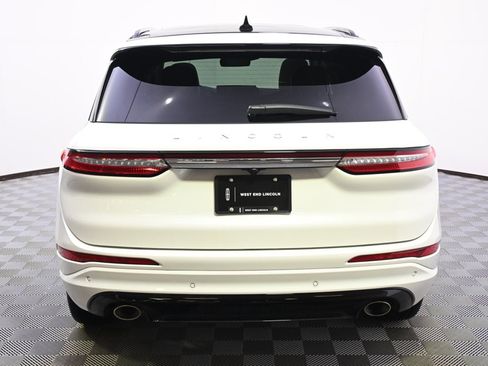 New 2025 Lincoln Corsair Reserve w/ Jet Appearance Package image 5