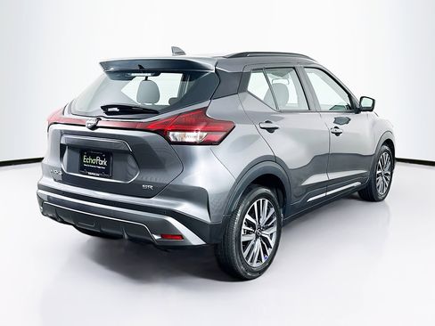 Used 2024 Nissan Kicks SR image 9