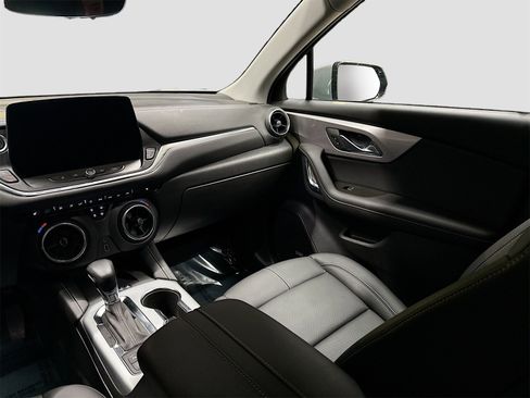 New 2025 Chevrolet Blazer LT w/ Sound & Technology Package image 24