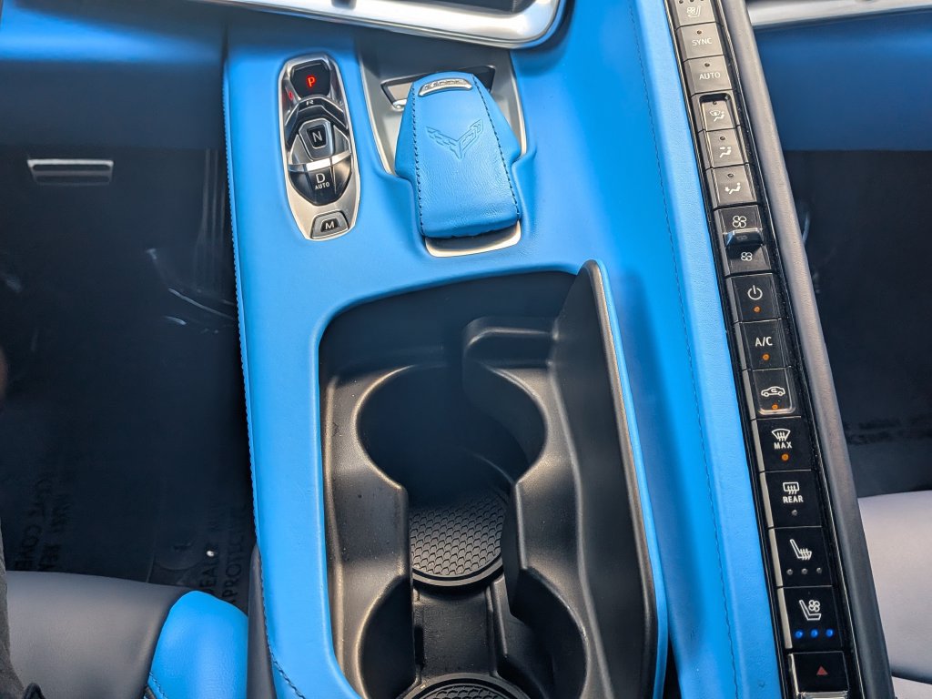 Used 2022 Chevrolet Corvette Stingray Premium Cpe w/ Z51 Performance Package RWD image 23