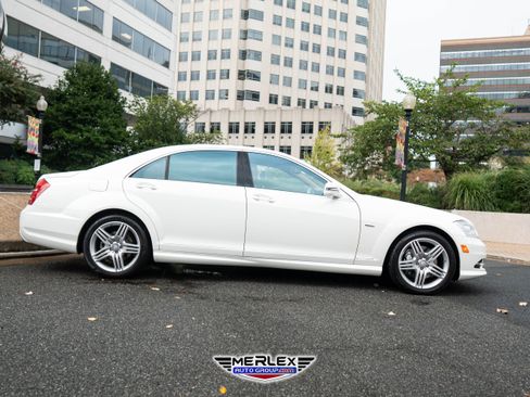 Used 2012 Mercedes-Benz S 550 4MATIC w/ Sport Pkg image 8