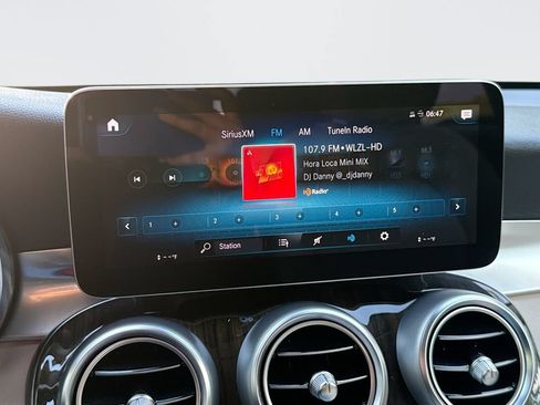 Used 2022 Mercedes-Benz GLC 300 image 12