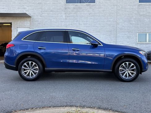 New 2026 Mercedes-Benz GLC 300 4MATIC image 2