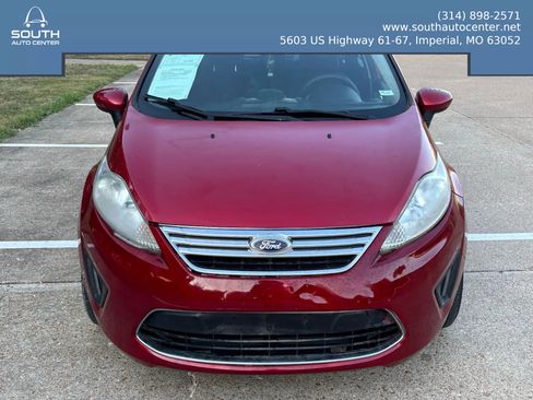 Used 2011 Ford Fiesta SE w/ 201A Rapid Spec Order Code image 2