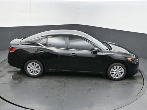 Certified 2025 Nissan Sentra S image 37