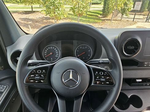 New 2024 Mercedes-Benz Sprinter 144 Cargo w/ Acoustic Package image 10