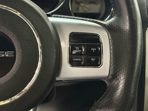 Used 2014 Dodge Challenger SRT8 w/ Harman/Kardon Audio Group image 24