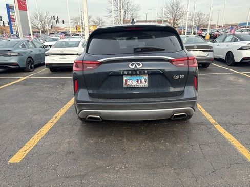 Used 2019 INFINITI QX50 Essential w/ Sensory Package image 3