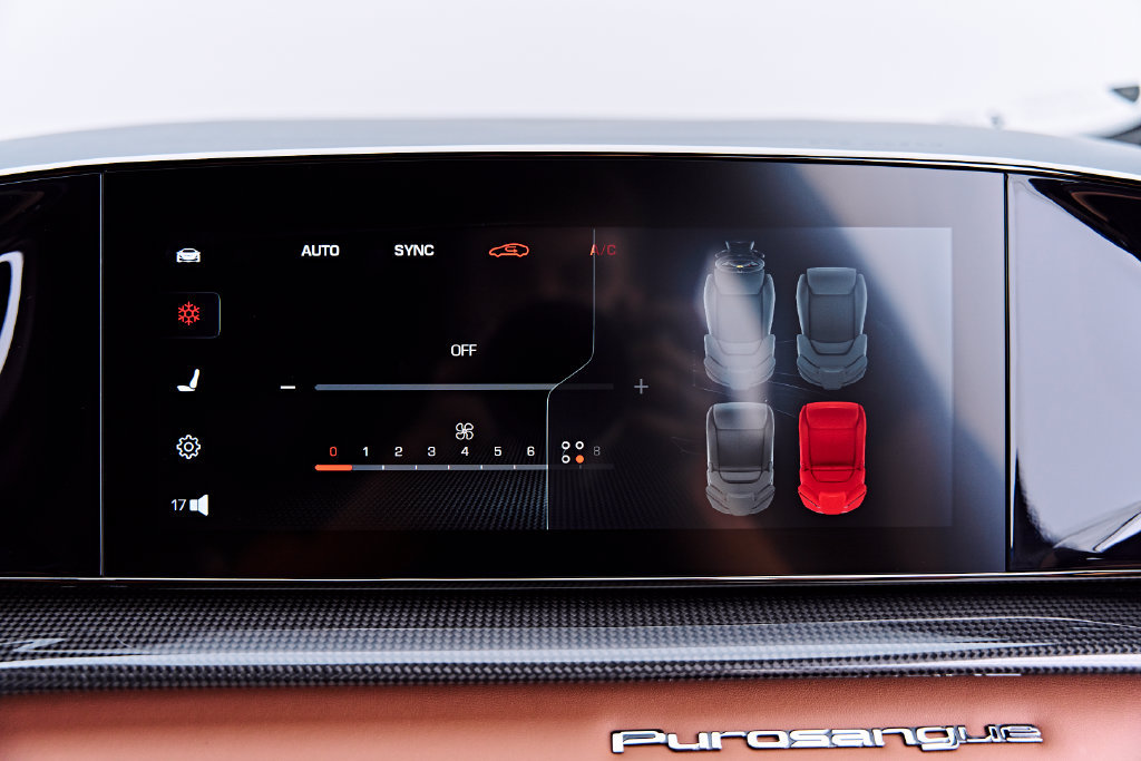 Used 2024 Ferrari Purosangue AWD/4WD image 59