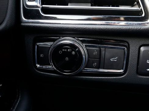 Used 2019 Lincoln Navigator Select image 57