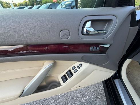 Used 2012 INFINITI G37 Convertible w/ Premium Pkg RWD image 9