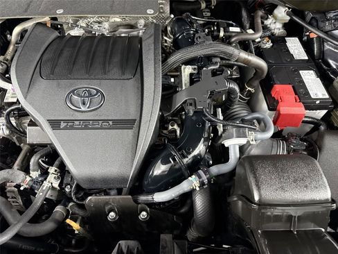 Certified 2025 Toyota Highlander LE image 41