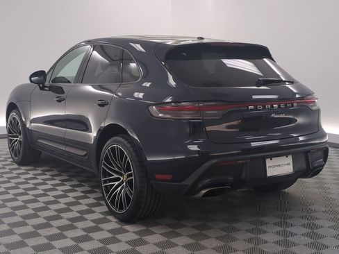 Used 2023 Porsche Macan Turbo image 3