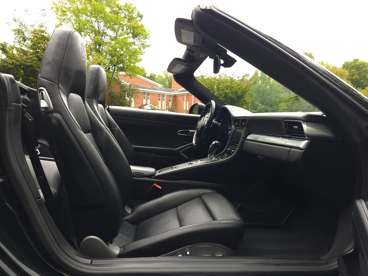 Used 2015 Porsche 911 Carrera RWD image 27