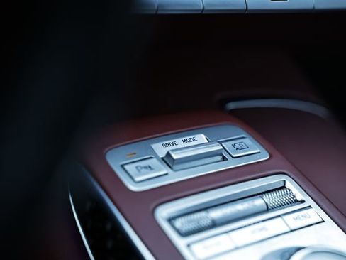 Used 2022 Genesis GV70 3.5T Sport w/ Sport Prestige Package image 40