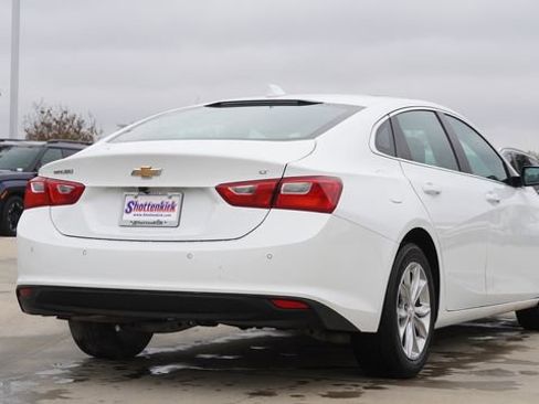 Used 2024 Chevrolet Malibu LT FWD image 9
