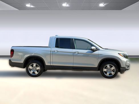 Used 2025 Honda Ridgeline RTL image 8