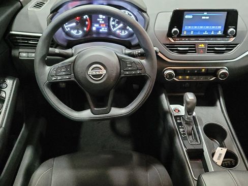Used 2023 Nissan Altima 2.5 S FWD image 22
