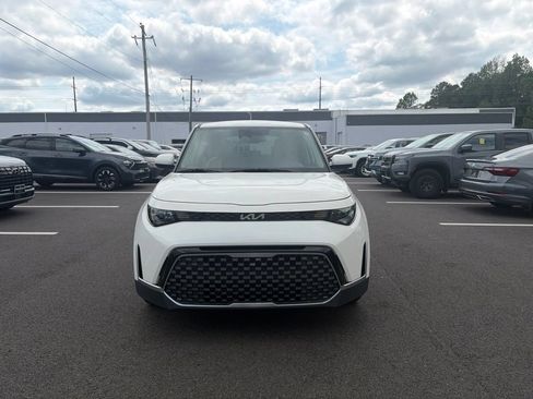 Certified 2023 Kia Soul EX FWD image 2