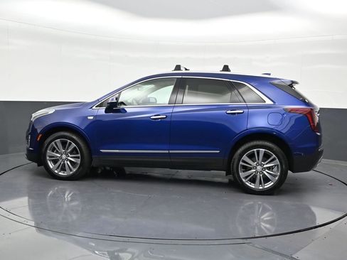 Used 2024 Cadillac XT5 Premium Luxury w/ Technology Package image 2