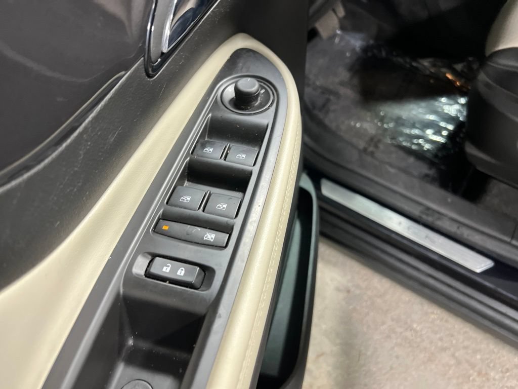 Used 2022 Buick Encore Preferred w/ Safety Package AWD/4WD image 19