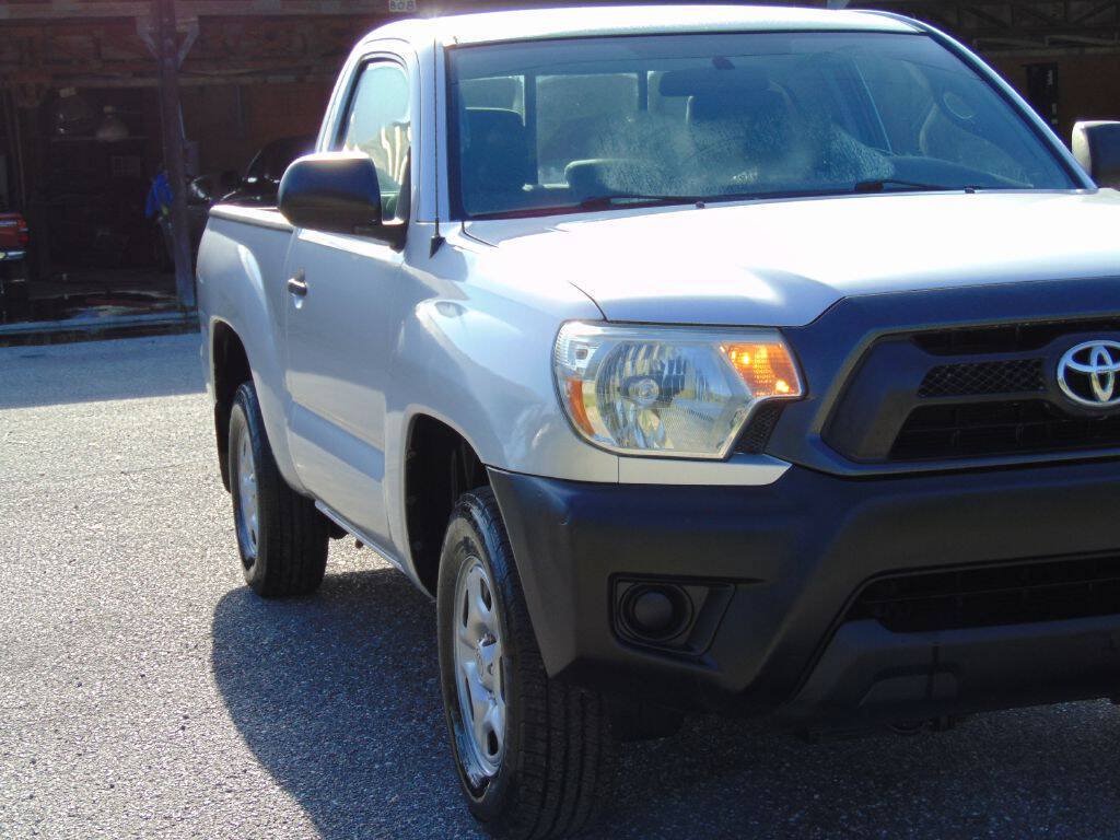 Used 2014 Toyota Tacoma 2WD Regular Cab image 11