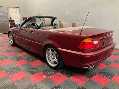 Used 2001 BMW 330Ci Convertible RWD image 4